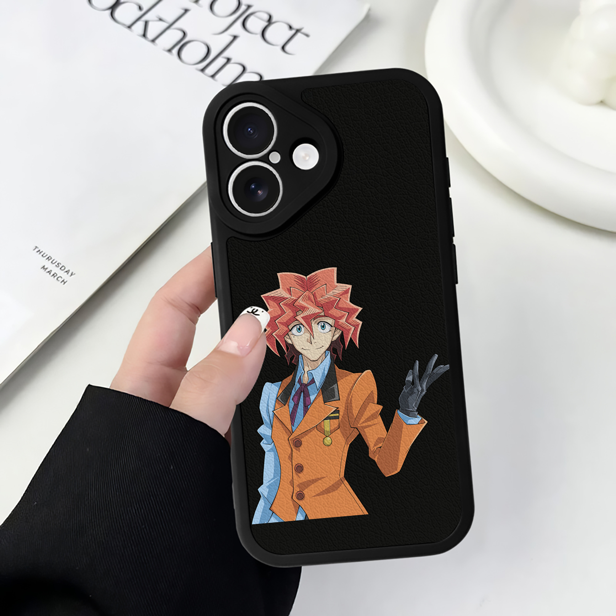遊☆戯☆王 Yu-Gi-Oh! 【iPhone 16シリーズ対応】シリコンスマホケース（レザー調） 材質：シリコン